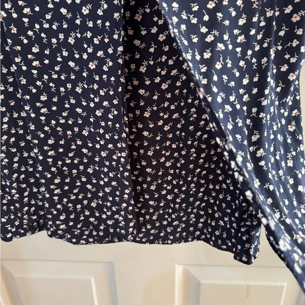 BODEN Floral Blouse Top Size 8 SLIPOVER STYLE Slightly flare sleeves Bac… - Picture 3 of 7